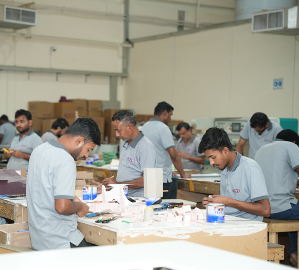 Well-organized warehouse for efficient packaging distribution